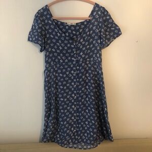 Mango Blue and White Mini  Dress Timeless Elegance
Size-S
Condition-Excellent